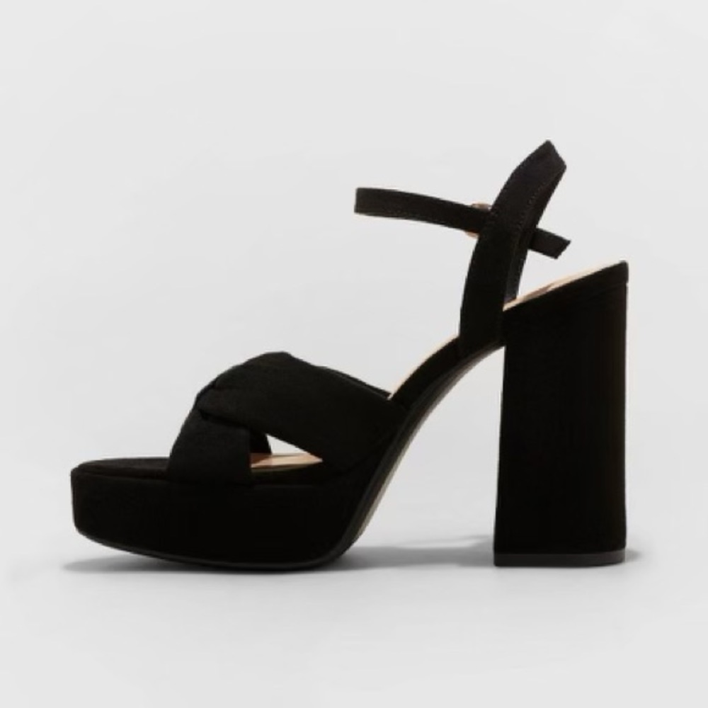 Women’s Riah Platform Heels- A New Day